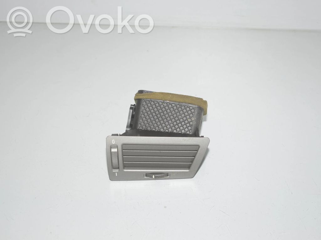 BMW 7 E65 E66 Šoninės oro grotelės 