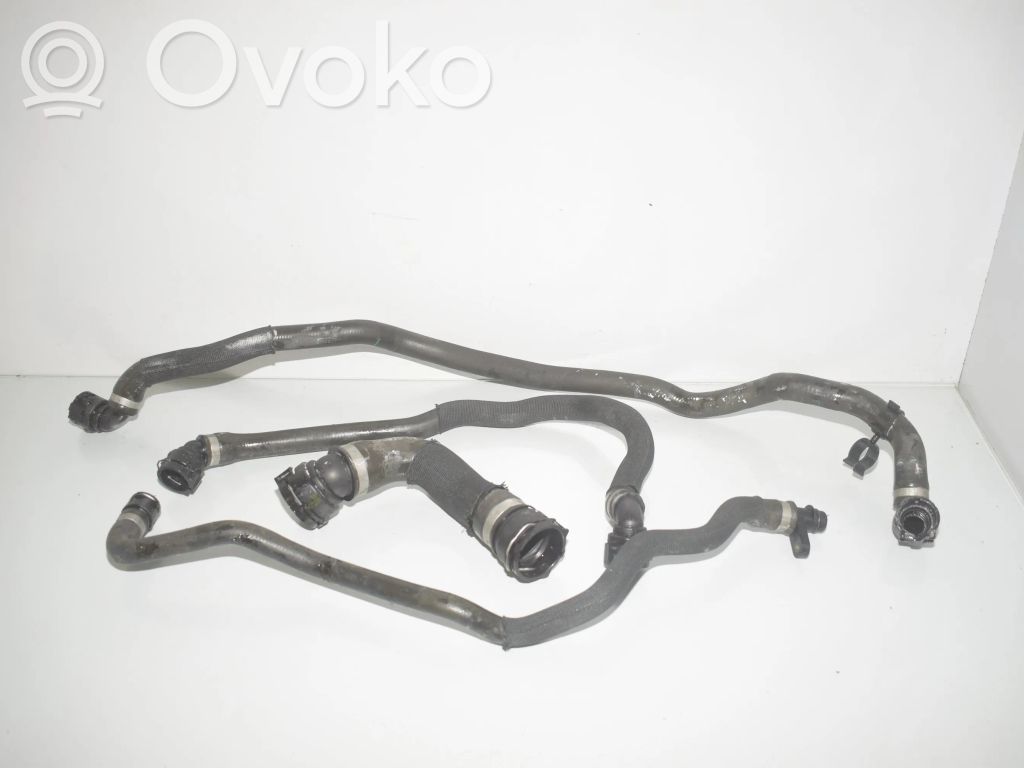 BMW 3 E92 E93 Engine coolant pipe/hose 