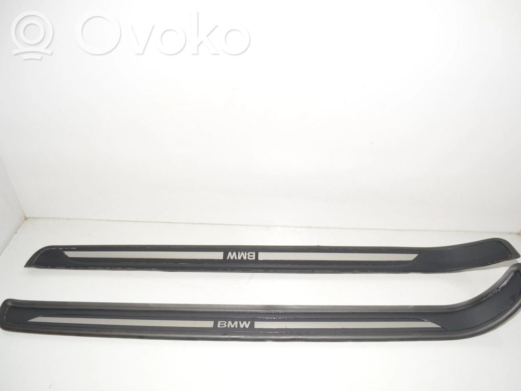 BMW 3 E92 E93 Priekinio slenksčio apdaila (vidinė) 