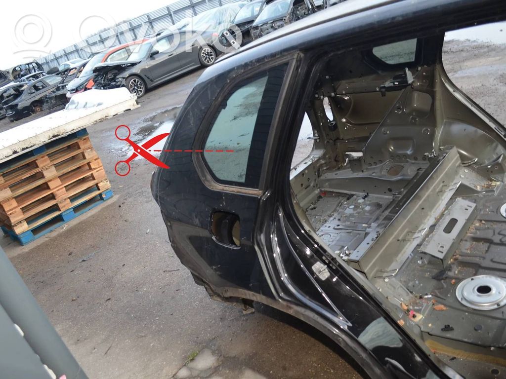 Rear quarter panel