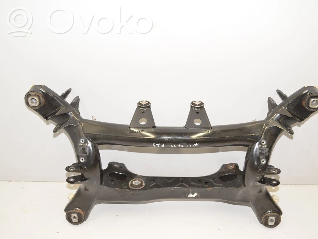 BMW 2 F22 F23 Bastidor trasero 