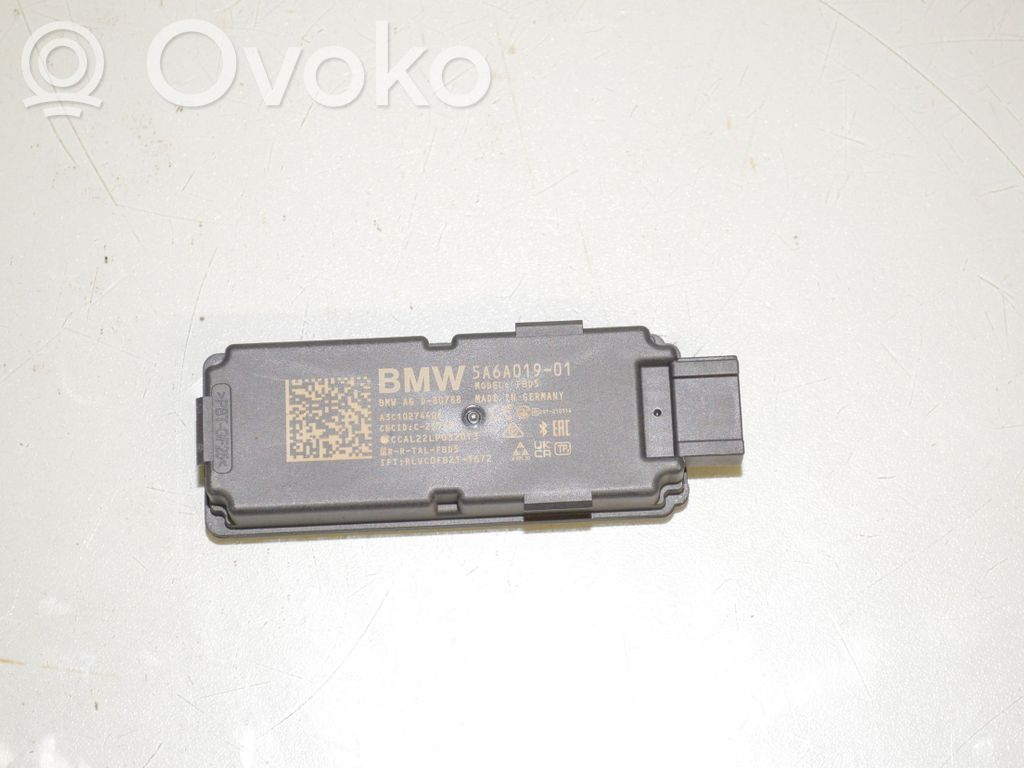 BMW iX Aerial antenna amplifier 