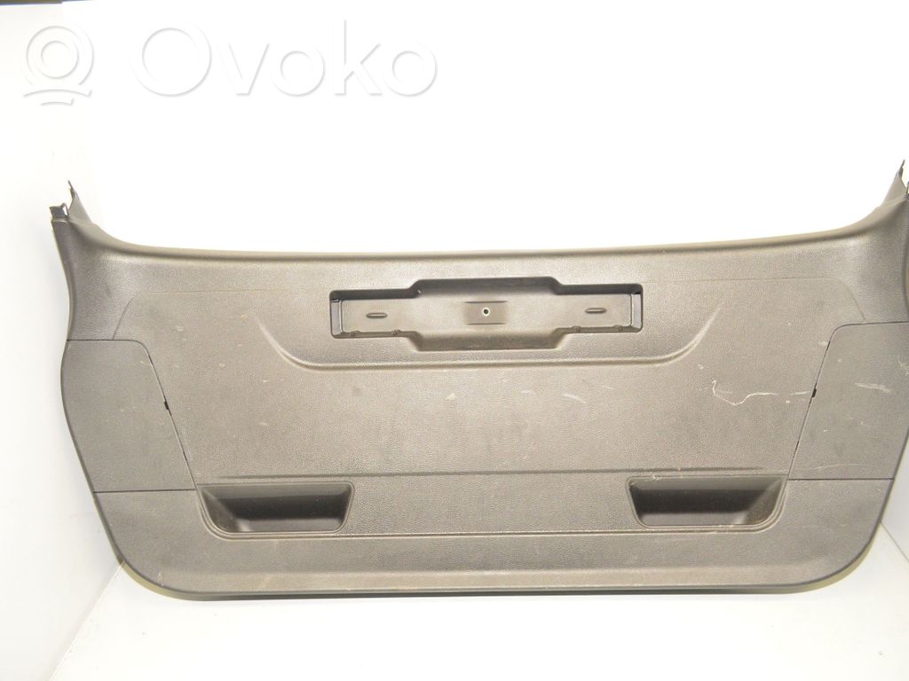 BMW 2 F45 Tailgate trim 