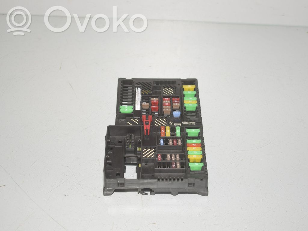 BMW 5 G30 G31 G38 Fuse module 