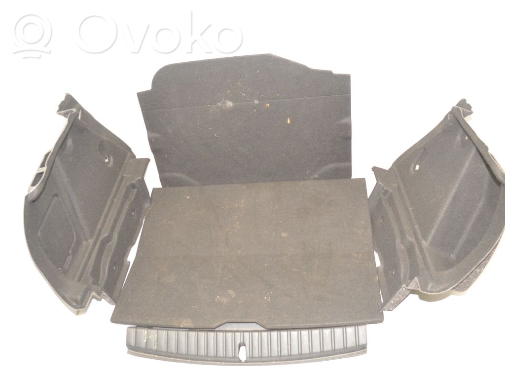 BMW 1 F40 Other trunk/boot trim element 
