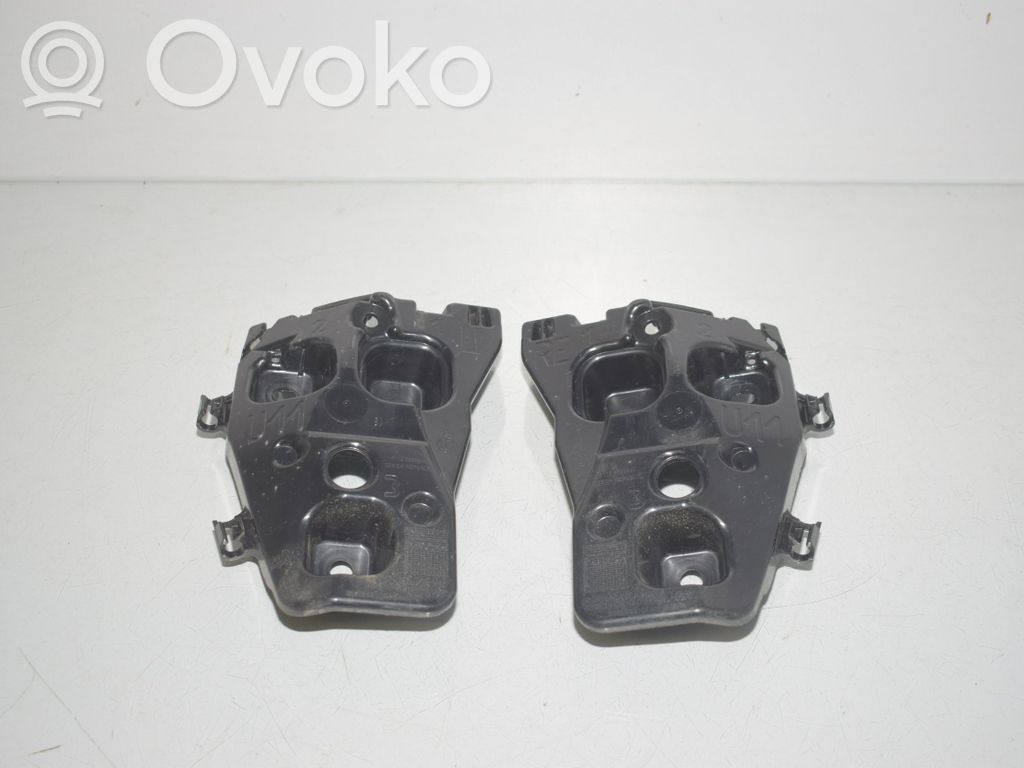 BMW X1 U11 Soporte de montaje del parachoques trasero 