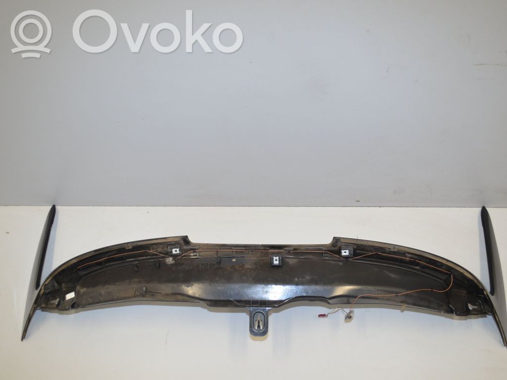 BMW 2 F45 Spojler klapy tylnej / bagażnika 