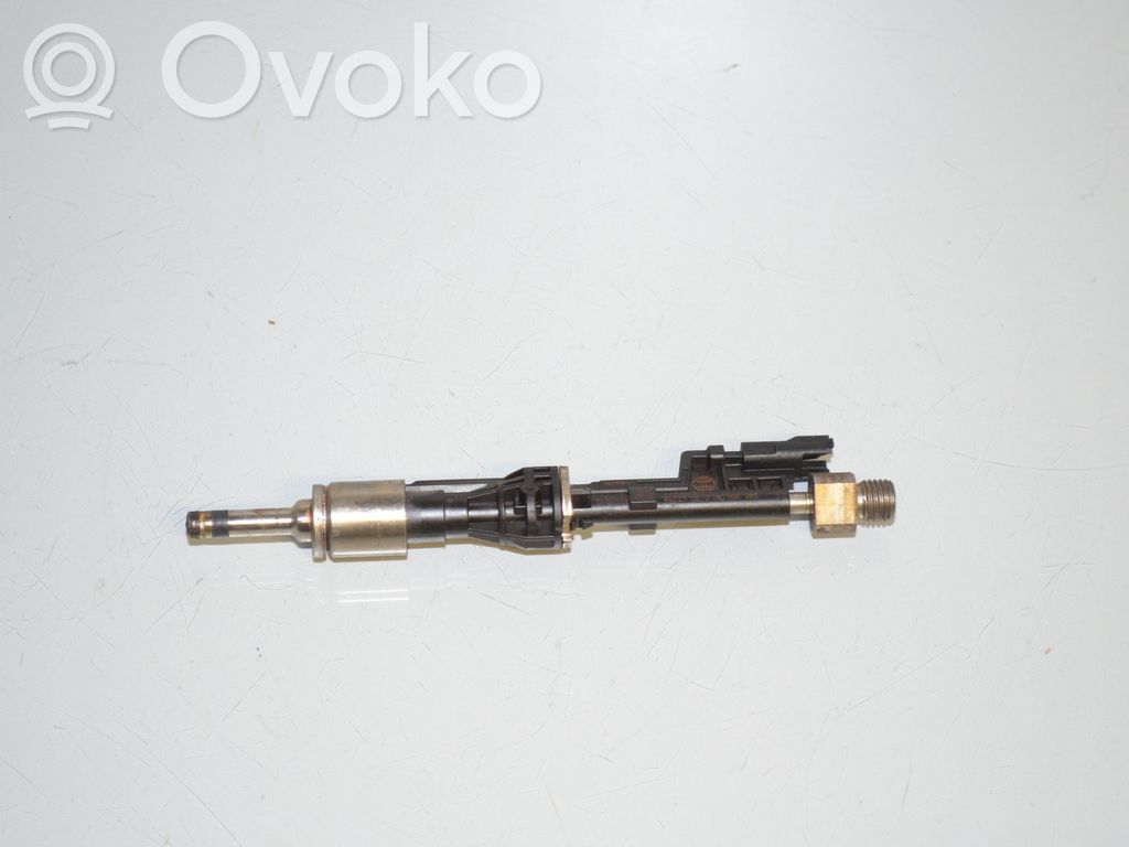 BMW 5 F10 F11 Fuel injector 