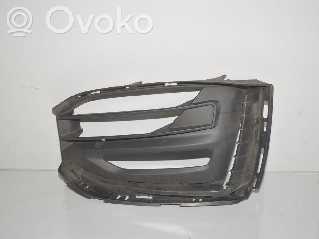 BMW 1 F40 Front bumper lower grill 