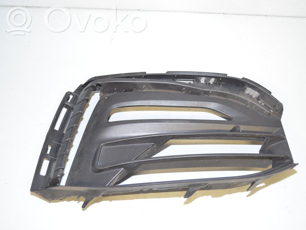 BMW 1 F40 Front bumper lower grill 
