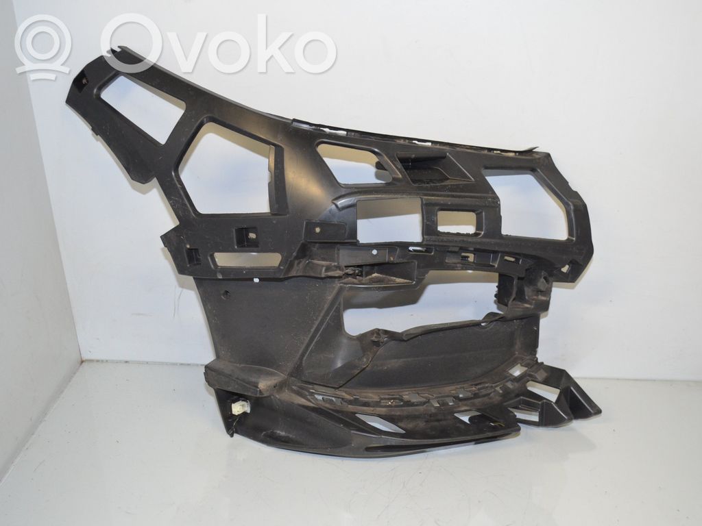 BMW 1 F40 Front bumper mounting bracket 