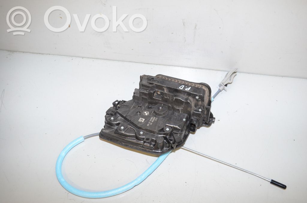 BMW X3 G01 Front door lock 