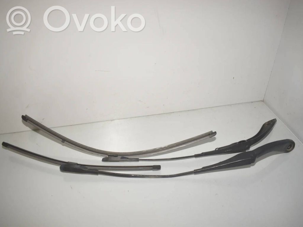 BMW 3 F30 F35 F31 Wycieraczki lamp przednich / Komplet 