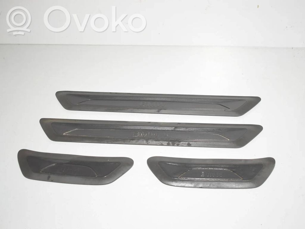 BMW 2 F45 Zestaw listew progowych (wewnętrznych) 