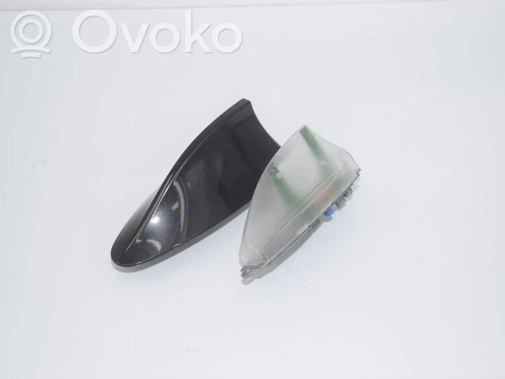 BMW 5 F10 F11 Antenna GPS 
