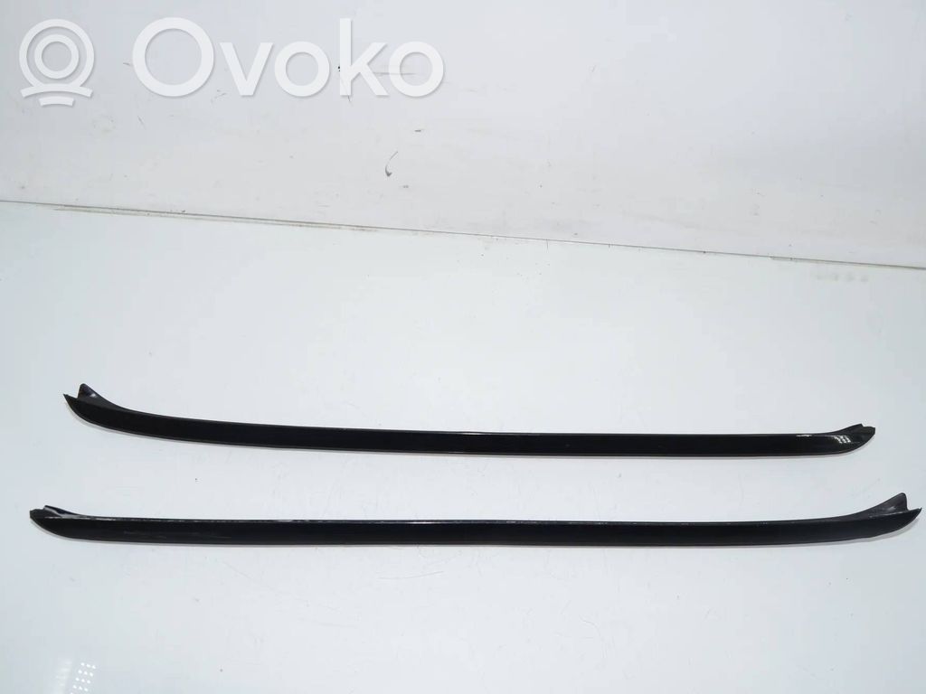 BMW X5 E70 Windshield trim 