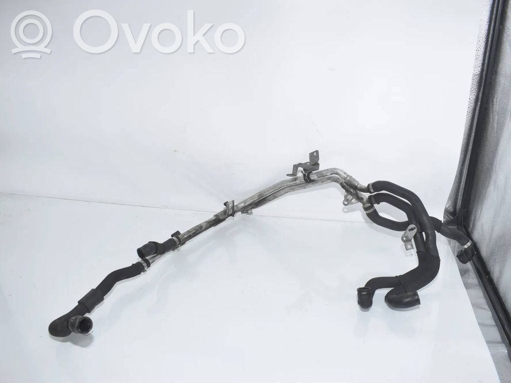 BMW 5 F10 F11 Tubo flessibile del liquido di raffreddamento del motore 