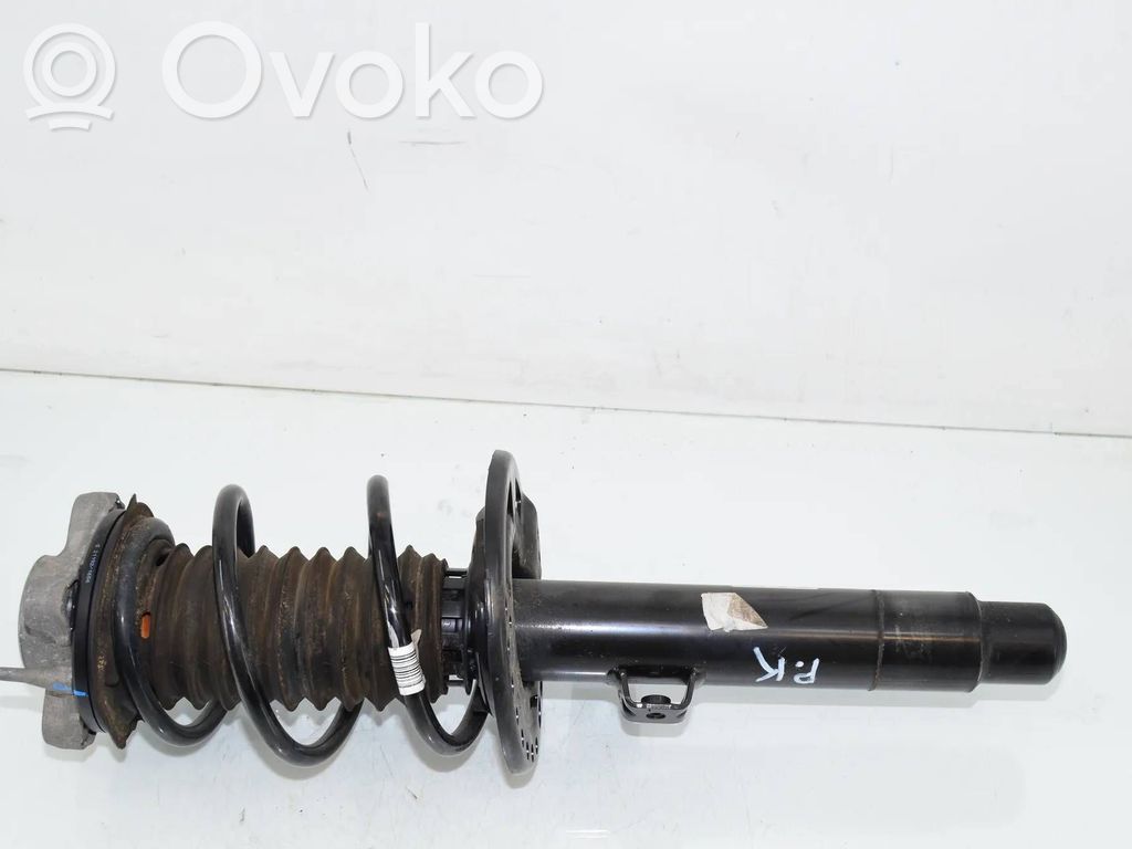 BMW 2 G42 Amortyzator osi przedniej ze sprężyną 