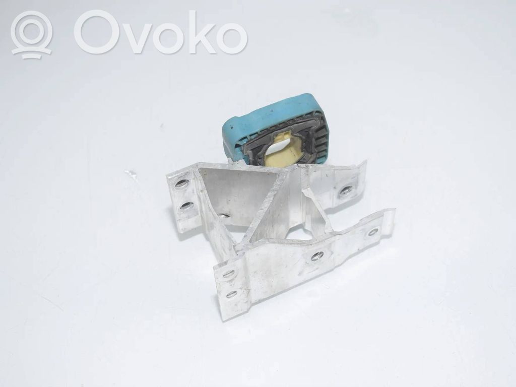 BMW 5 G30 G31 G38 Staffa del pannello di supporto del radiatore 