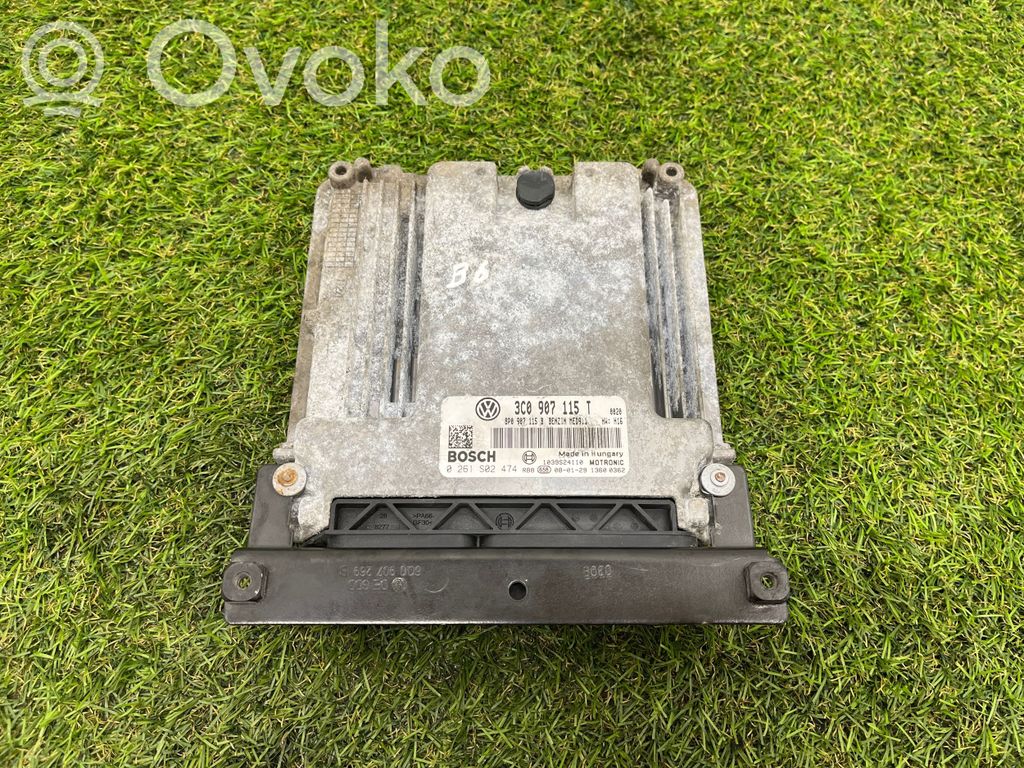 Volkswagen PASSAT B6 Engine control unit/module 