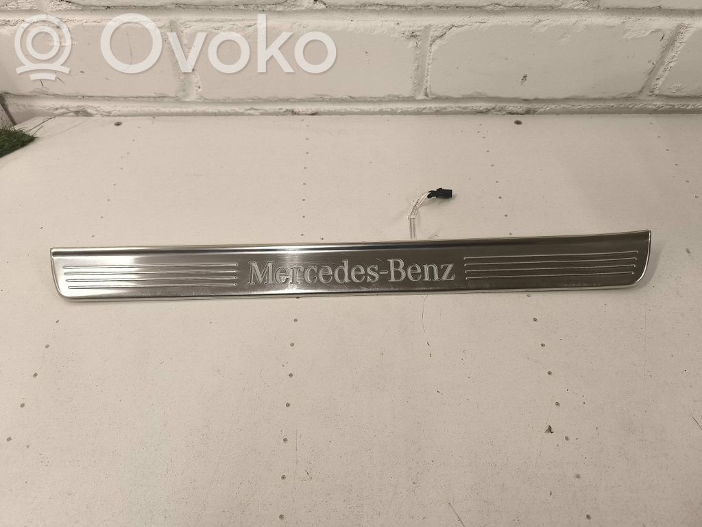 Mercedes-Benz S W222 Listwa progowa przednia 