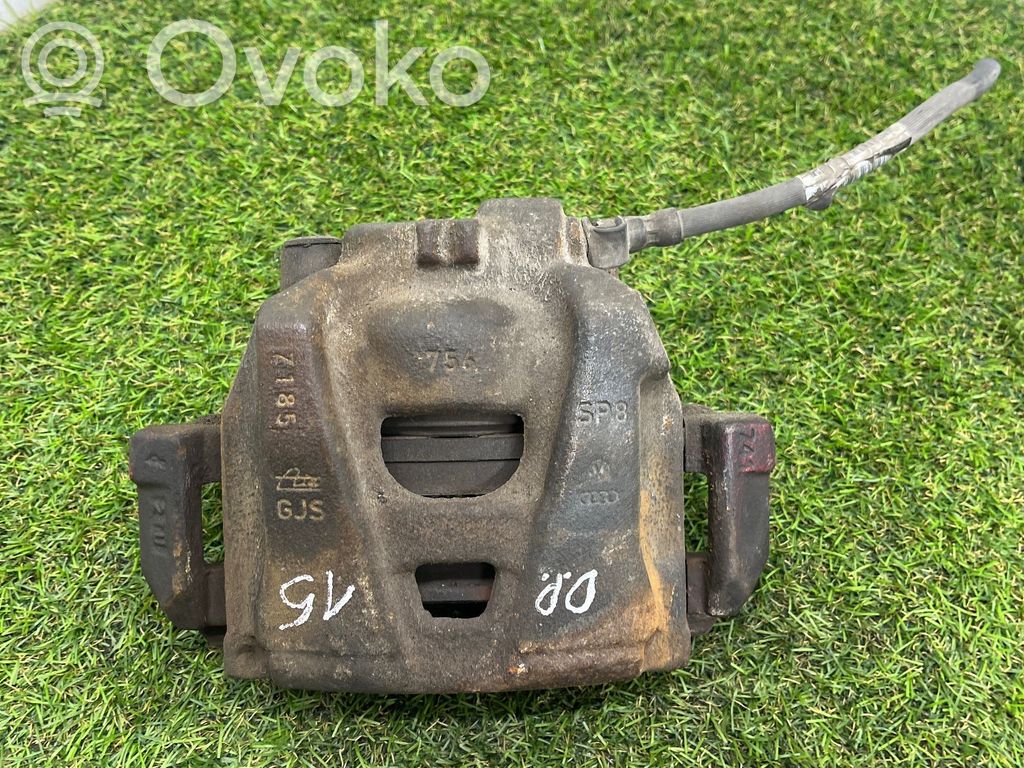 Audi A4 S4 B8 8K Aizmugurējais suports 