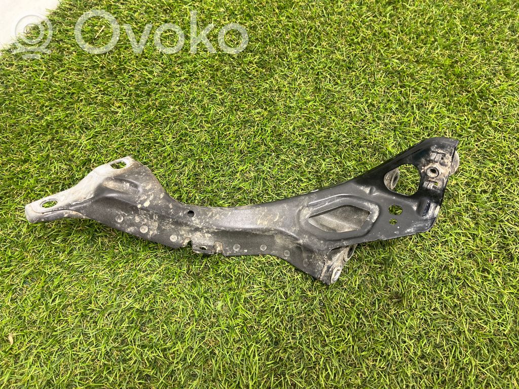 Audi A6 S6 C7 4G Fender mounting bracket 