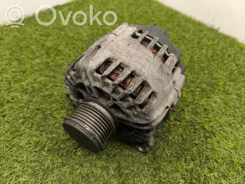 Volkswagen PASSAT B6 Ģenerators 