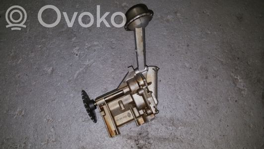 Renault Kangoo I Oil pump 