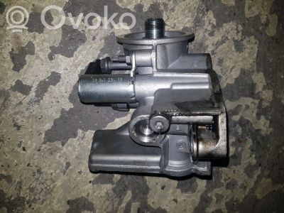 Ford Mondeo MK V Halterung Ölfilter / Ölkühler 