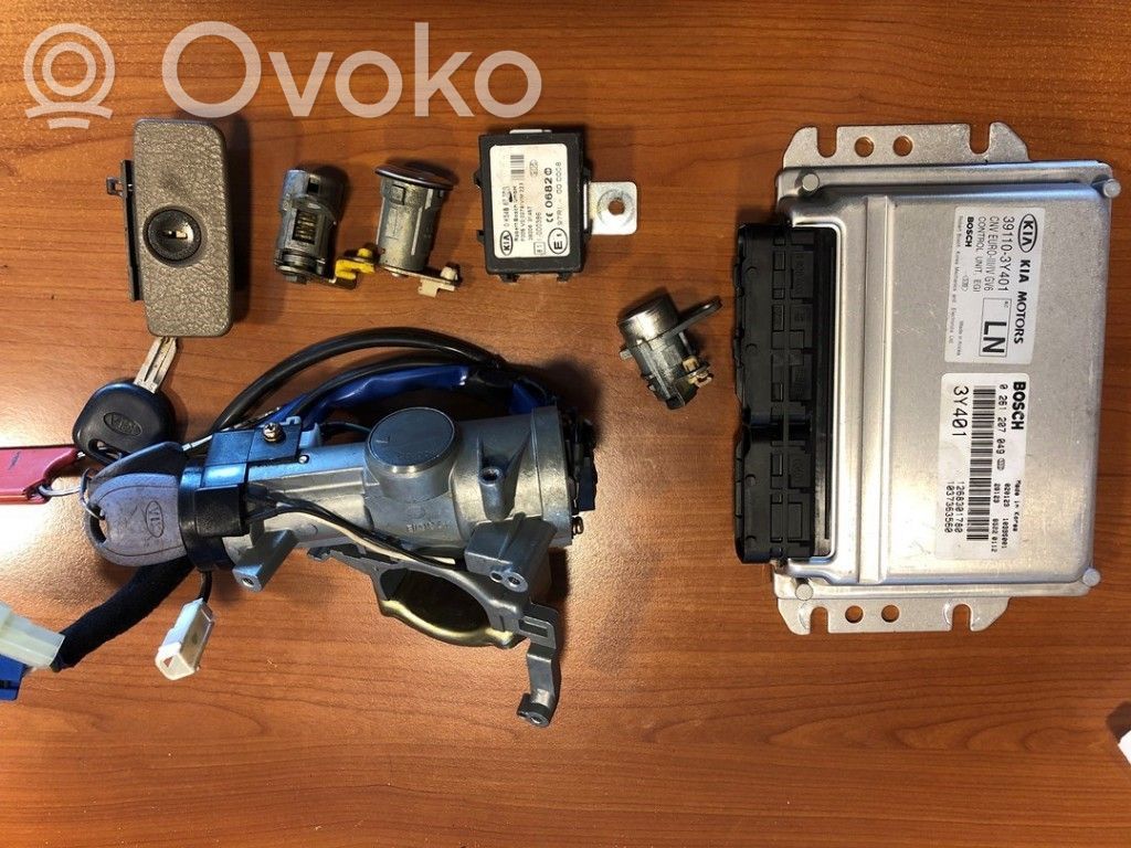 KIA Carnival Lock set 