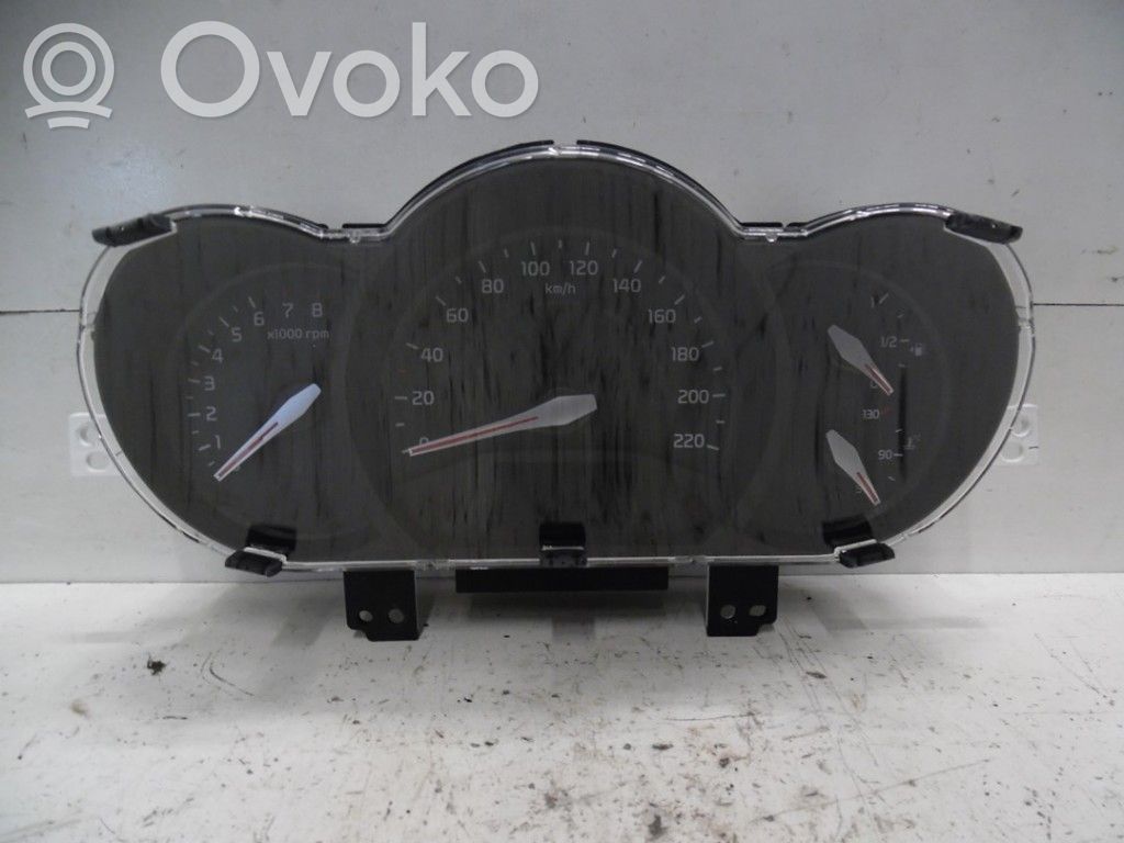 KIA Rio Geschwindigkeitsmesser Cockpit 