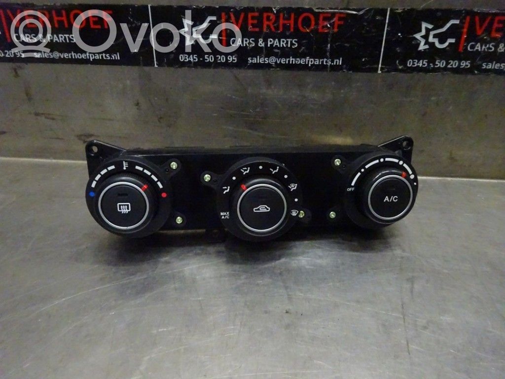 KIA Pro Cee'd I Climate control unit 
