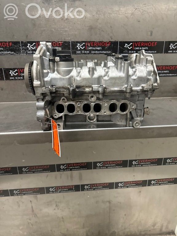 Chiulasă motor   JX6G6C032GC,JX6G6C032GC