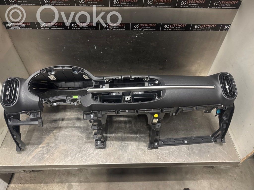KIA Picanto Deska rozdzielcza 