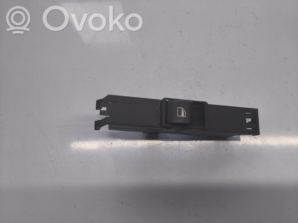Electric window control switch   6902177