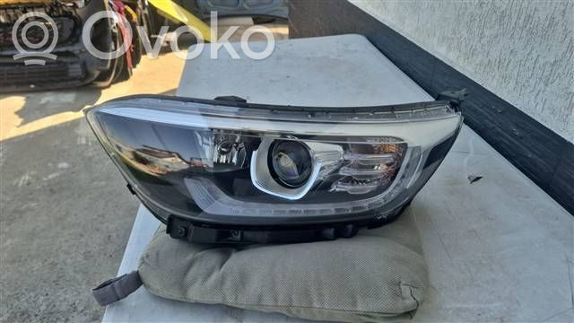 KIA Stonic Priekšējais lukturis 