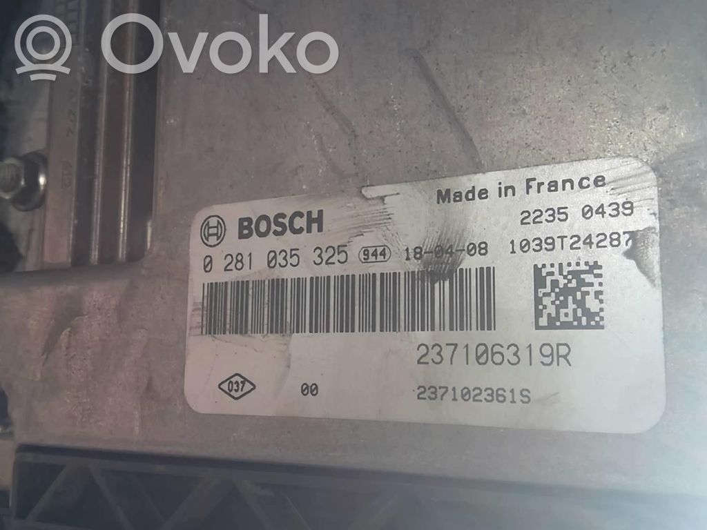 Renault Clio IV Engine control unit/module 