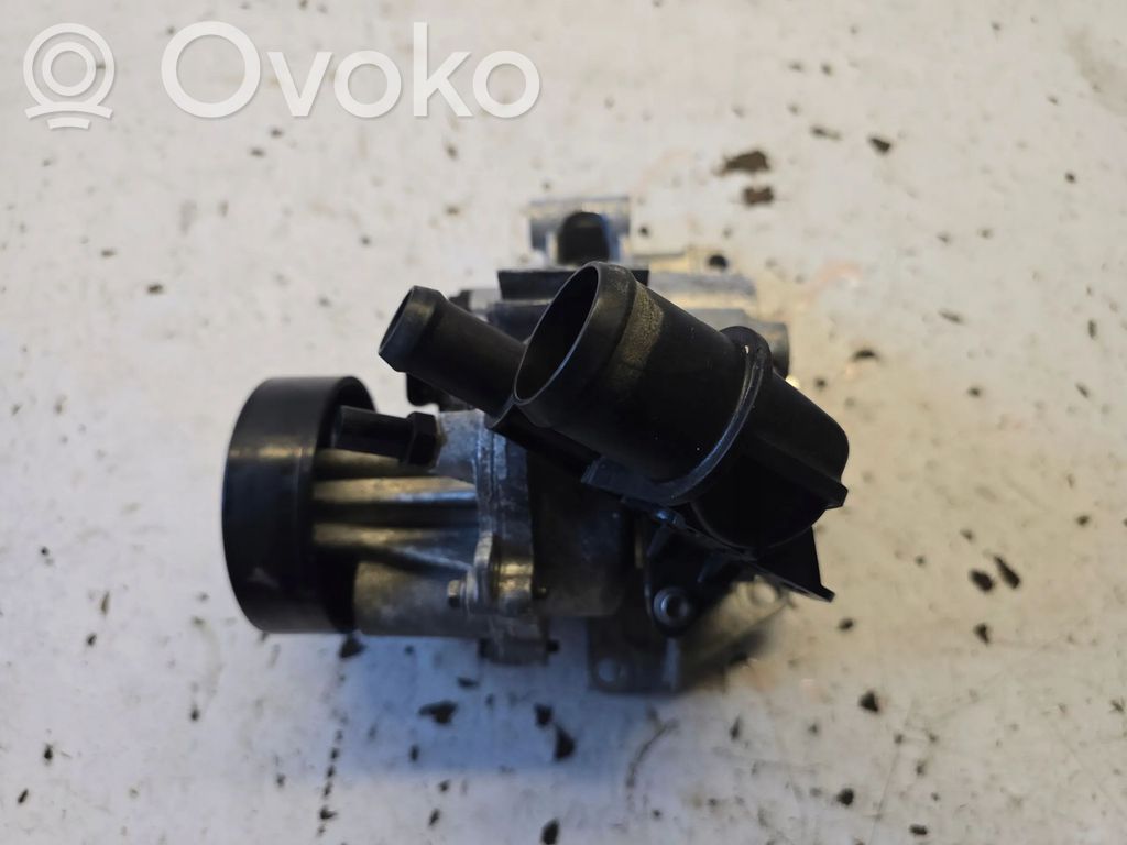 Opel Astra K Pompa wody 