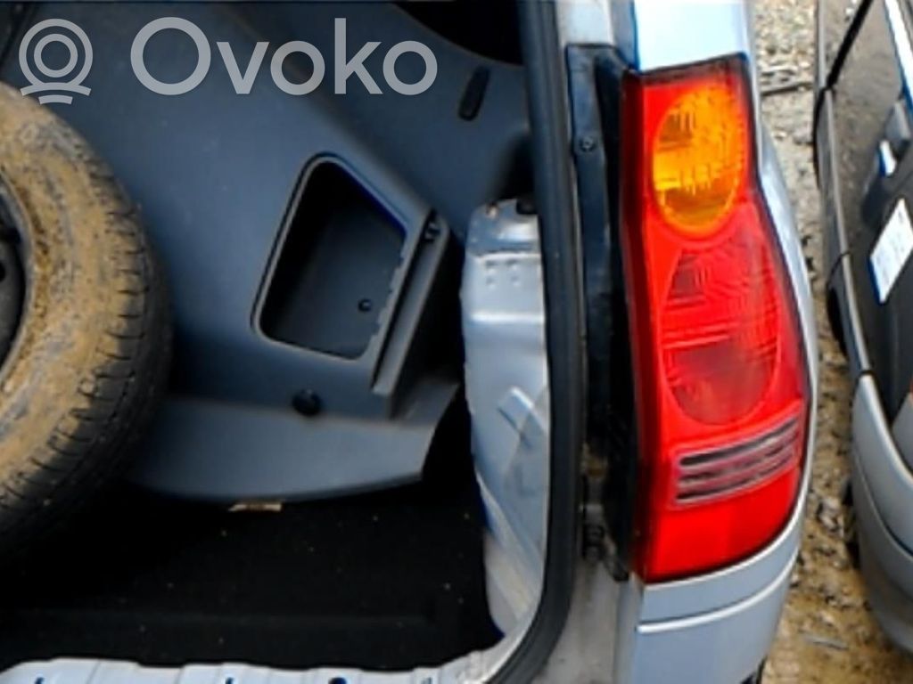 Hyundai Matrix Lampă spate în caroserie 