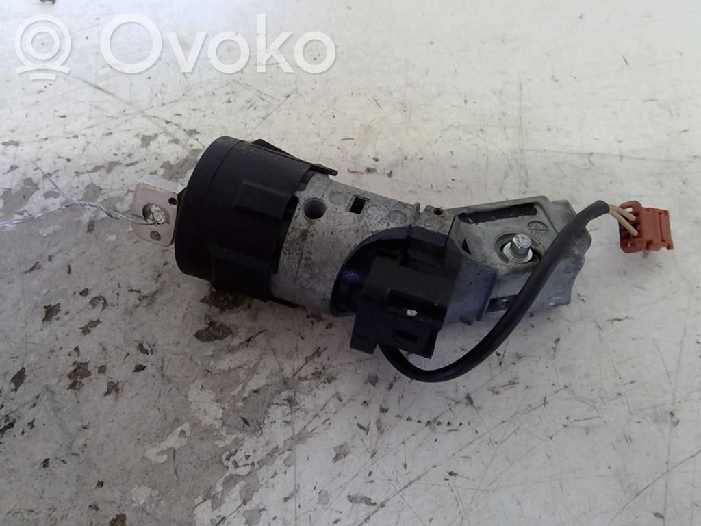 Peugeot 407 Ignition lock 