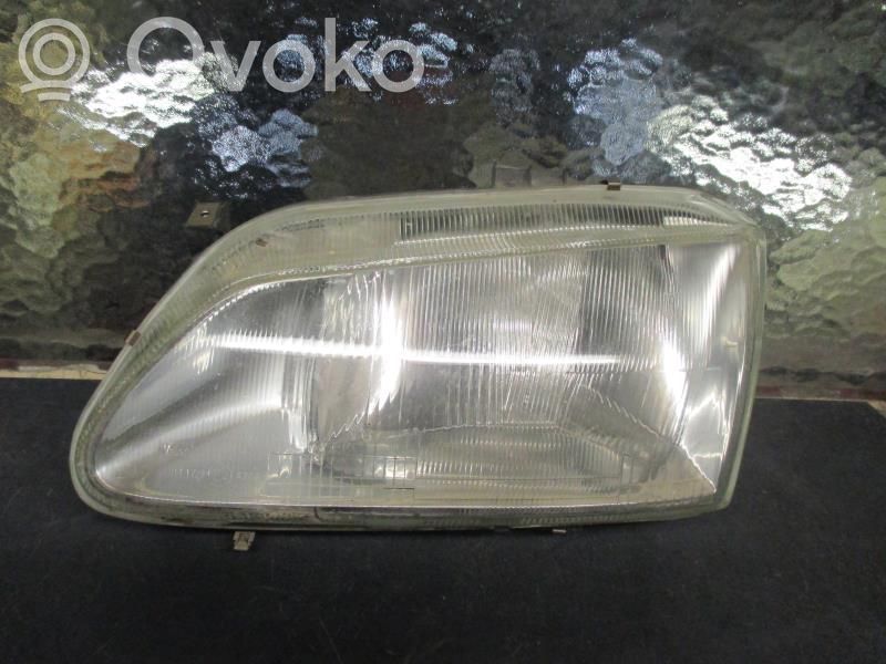 Renault Scenic I Lampa przednia 