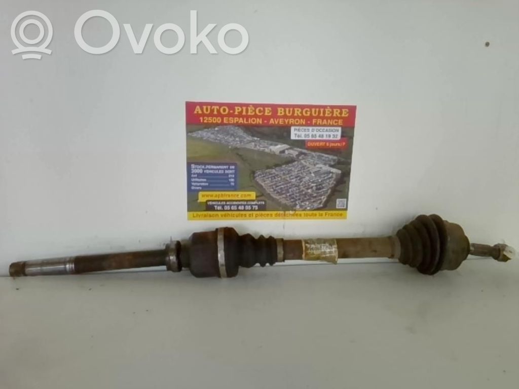 Citroen C3 Priekinis pusašis 