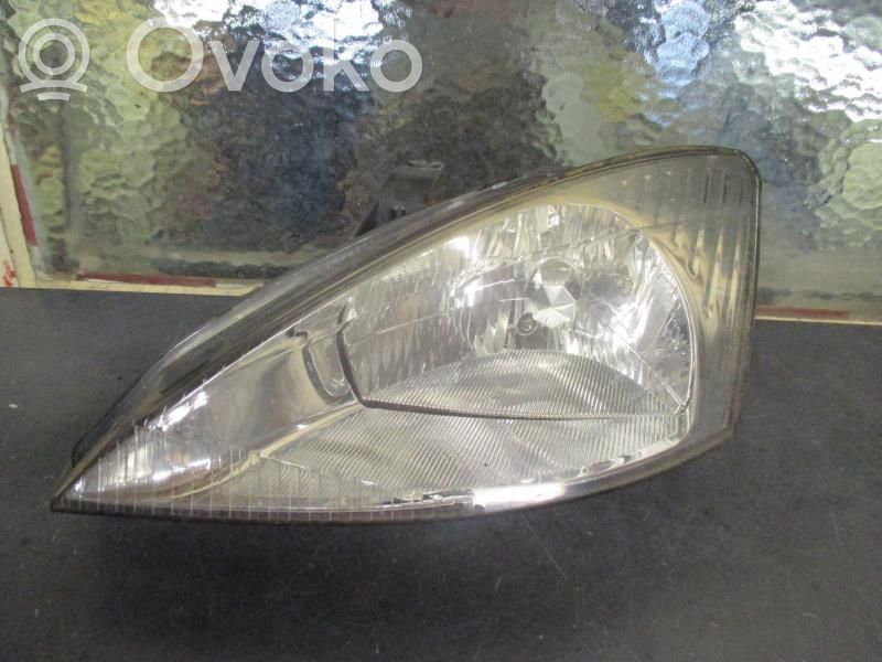 Ford Focus Headlight/headlamp 