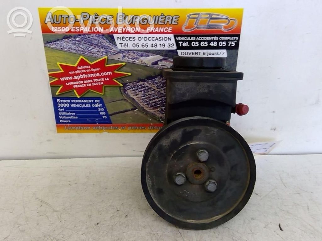 BMW 3 E46 Power steering pump 