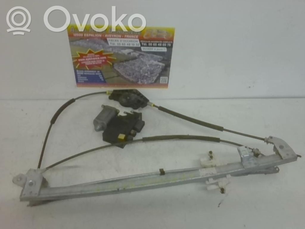 Citroen C8 Elektryczny podnośnik szyby drzwi przednich 