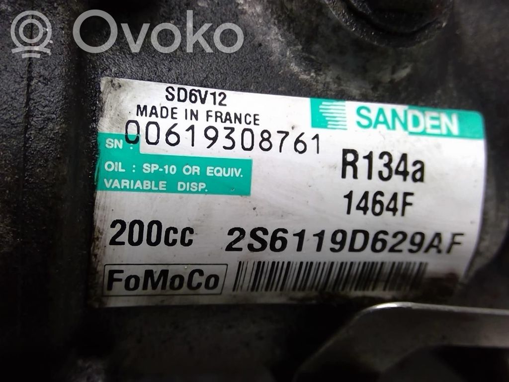 Ford Fiesta Ilmastointilaitteen kompressorin pumppu (A/C) 