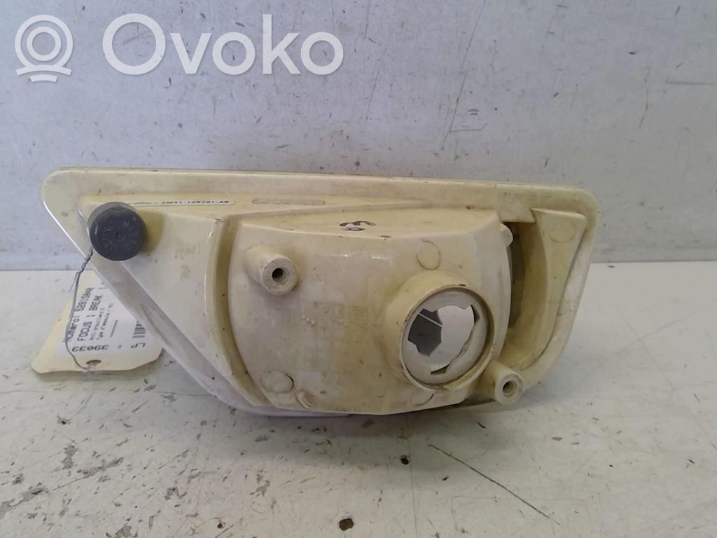 Ford Focus Miglas lukturis priekšā 