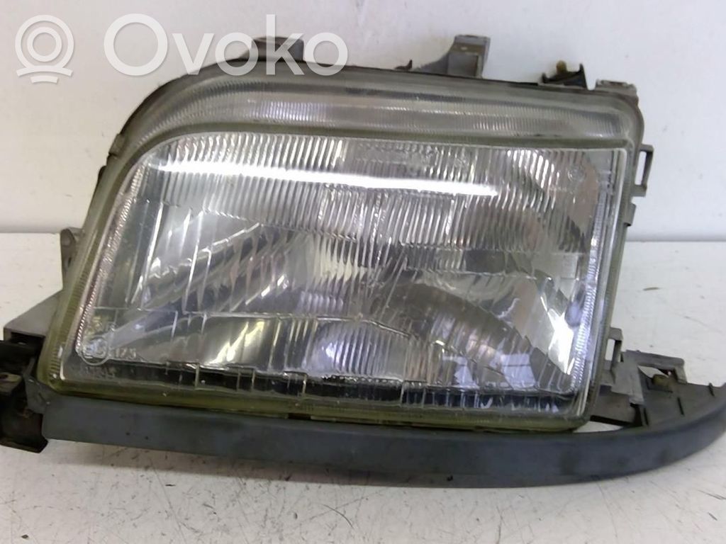 Renault Clio I Headlight/headlamp 