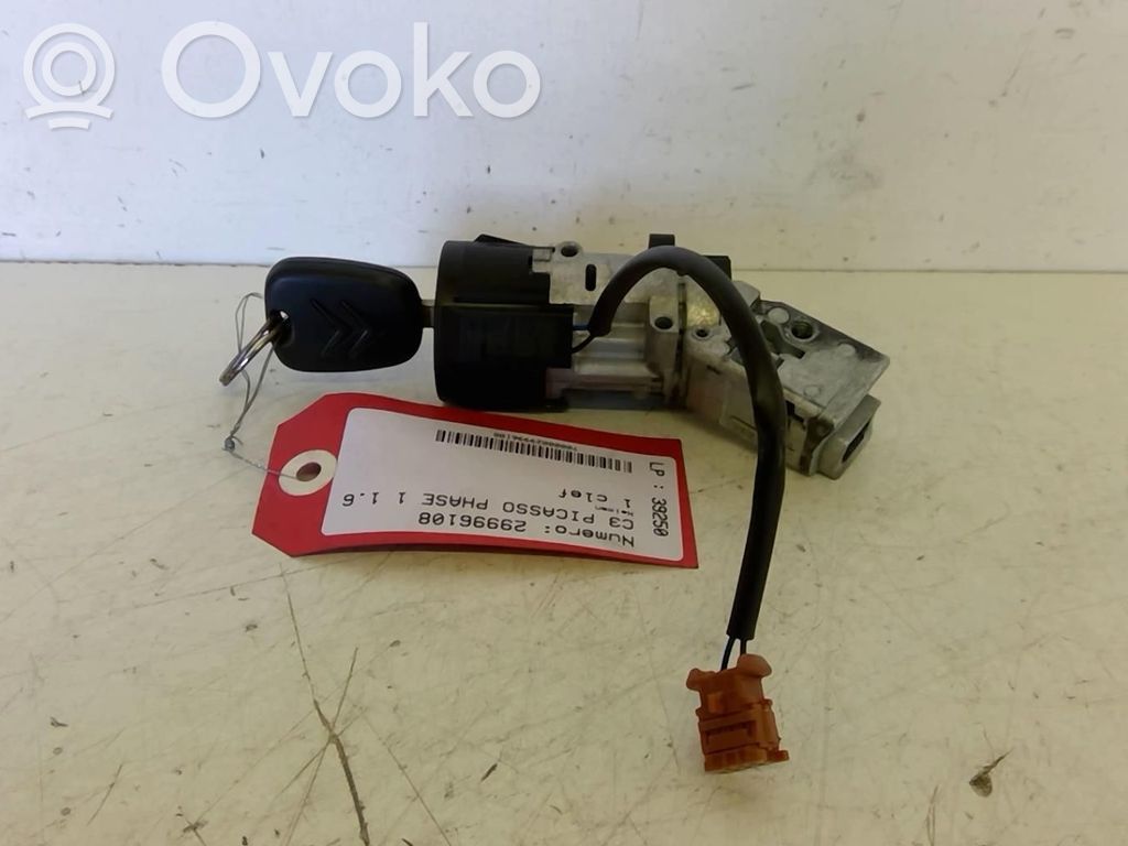 Citroen C3 Picasso Užvedimo spynelė 